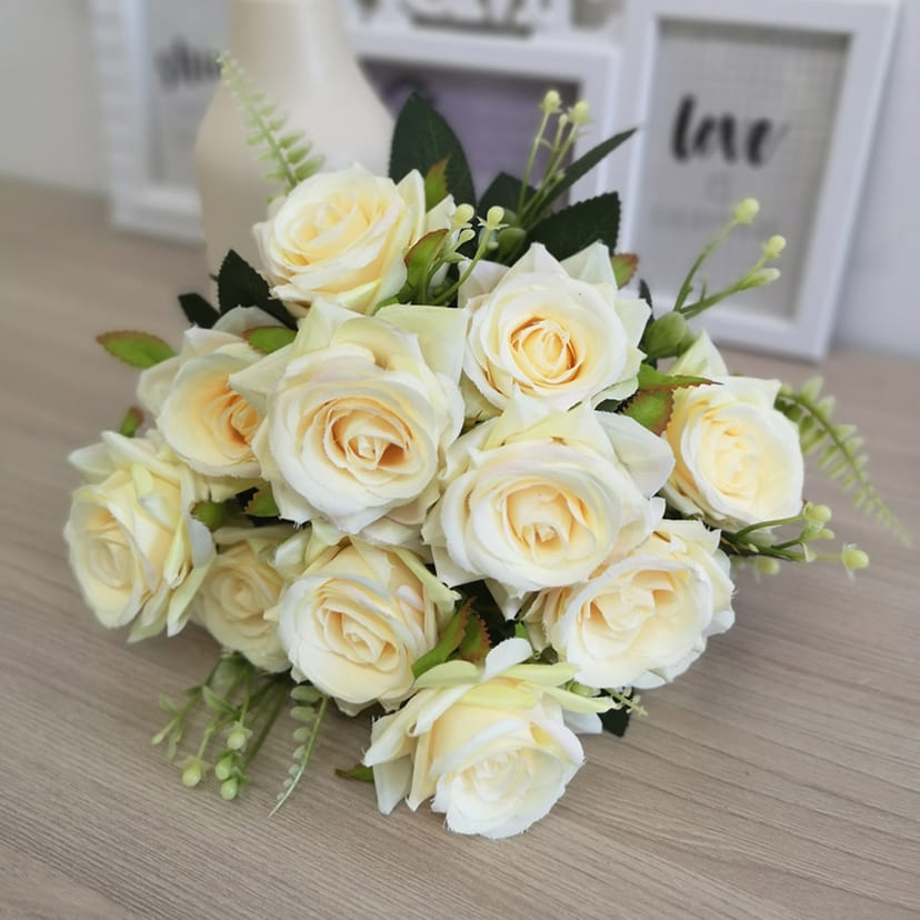 Искусственные цветы в Ростове-на-Дону | Цветы искусственные «Розы острые», молочно-персиковые, букет